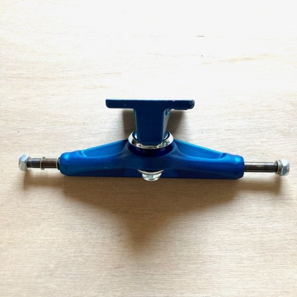 画像2: VENTURE ANODIZED TEAM EDITION ANODIZED MATTE BLUE/BLUE 5.2LO (2)